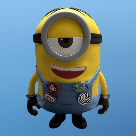 Minions The Rise of Gru Real Live Stuart Animatronic 200 Sound 30 Animations - Picture 2 of 10